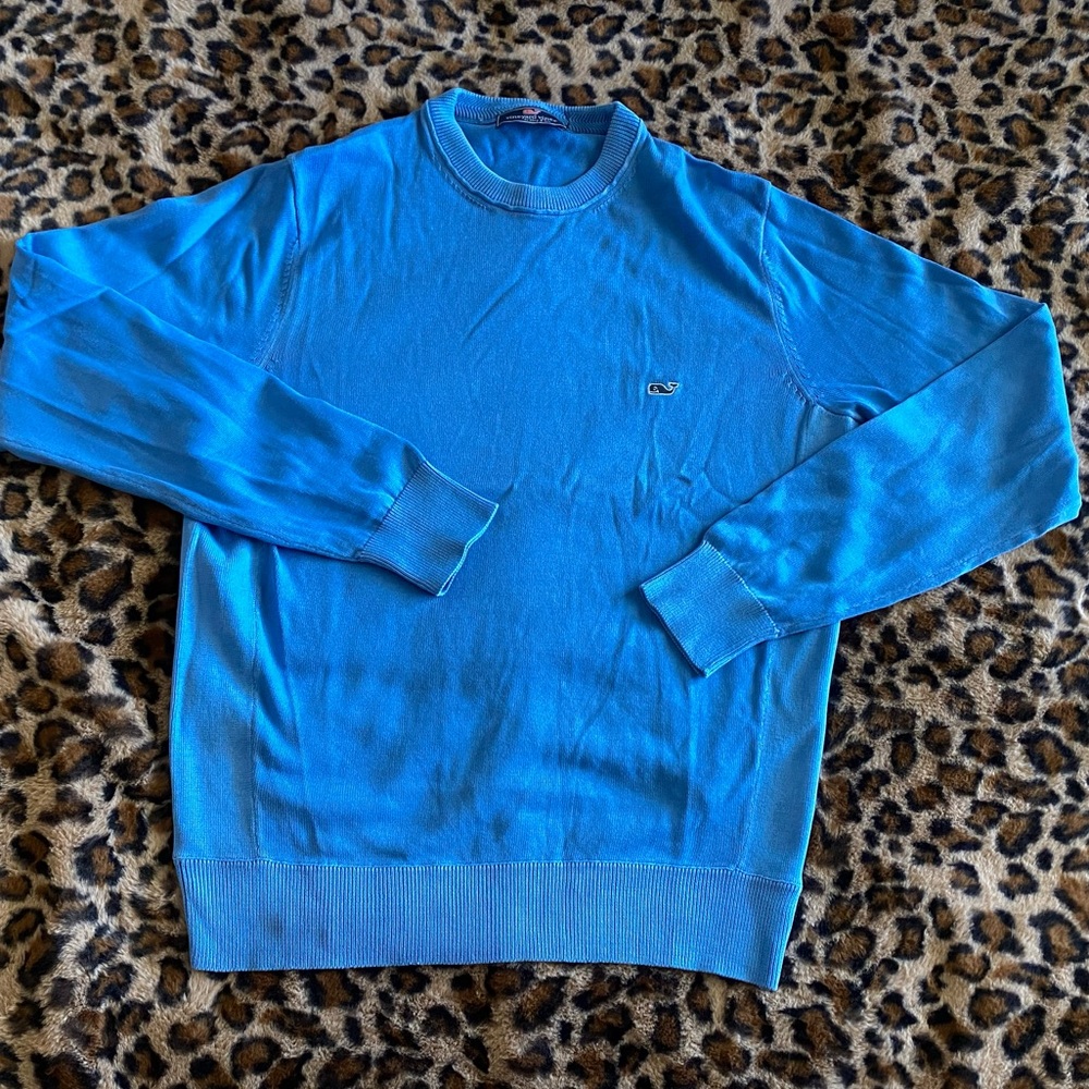 Blue Vineyard Vines sweater